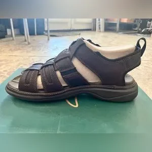 Clarks Merrimack Velcro Strap Sandals Brown Oily Clarks | Shoes | Clarks Merrimack Velcro Strap Sandals Brown  main image 2